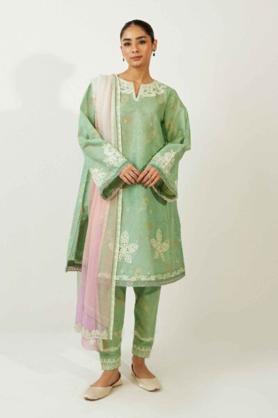 Zara Shahjahan ZCE23-9A Coco Embroidered Winter Collection