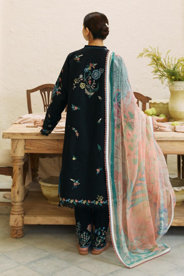  Zara Shahjahan Jabeen-6B Coco Embroidered
Lawn 3Pc Suit