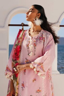 Sana
Safinaz M241-016A-3CL Embroidered Chambray