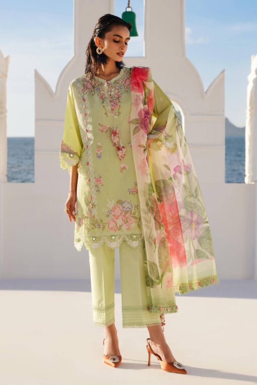 Sana
Safinaz M241-016B-3CL Embroidered Chambray