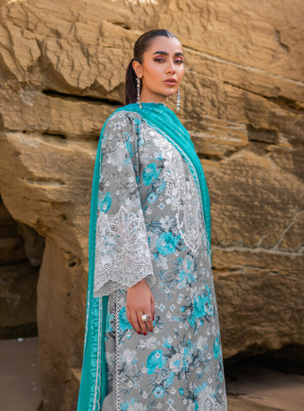 (product) Zainab Chotani Embroidered Chikankari Lawn Lana-B 3 Piece Suit Cultural Outfit 2024