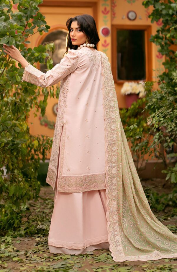 (product) Maryum N Maria Embroidered Lawn Ms24-558 3 Piece Suit Cultural Outfit 2024