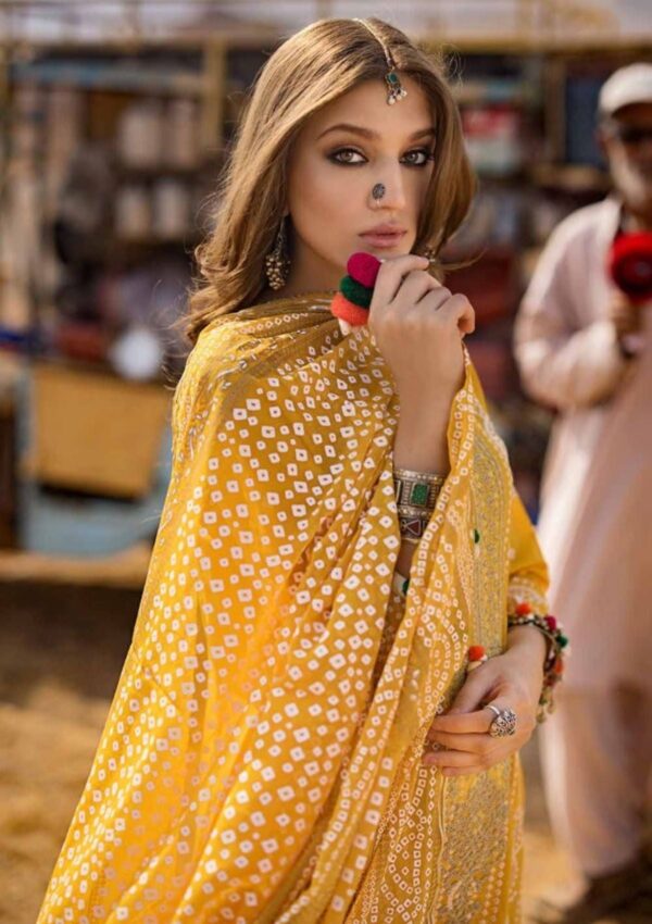  Gul Ahmed BM-42007 Lawn Collection 24