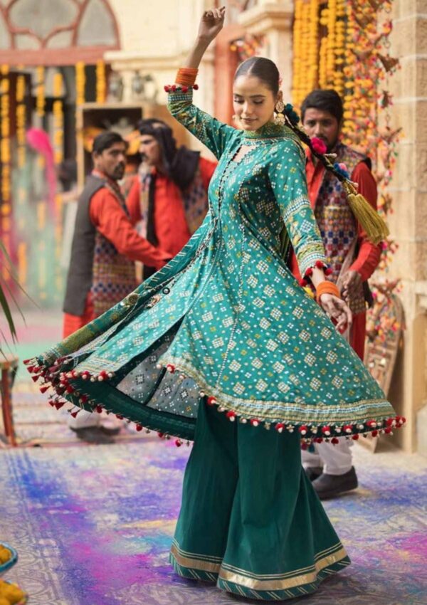  Gul Ahmed CL-42004 B Lawn Collection 24
