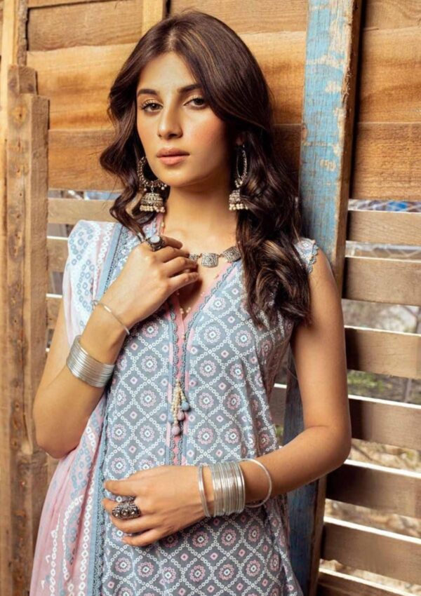  Gul Ahmed CL-42008 A Lawn Collection 24