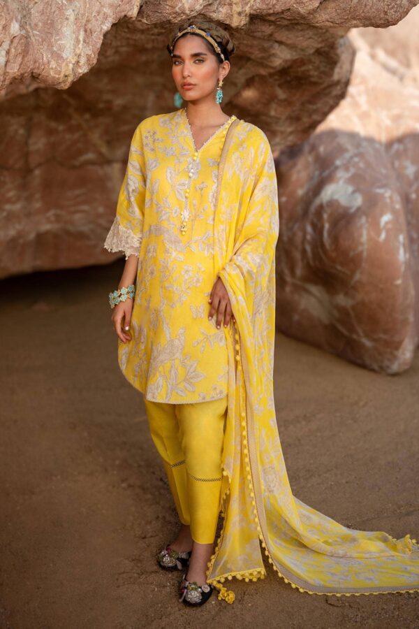(product) Sana Safinaz Digital Printed Lawn H241-001a-3ci 3 Piece Suit Cultural Outfit 2024