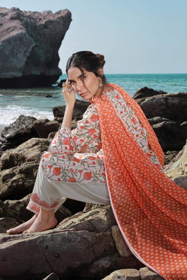(product) Sana Safinaz Digital Printed Lawn H241-002b-2bi 3 Piece Suit Cultural Outfit 2024