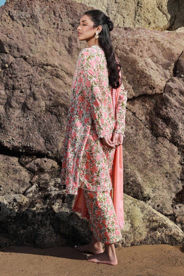 (product) Sana Safinaz Digital Printed Lawn H241-004b-3cg 3 Piece Suit Cultural Outfit 2024