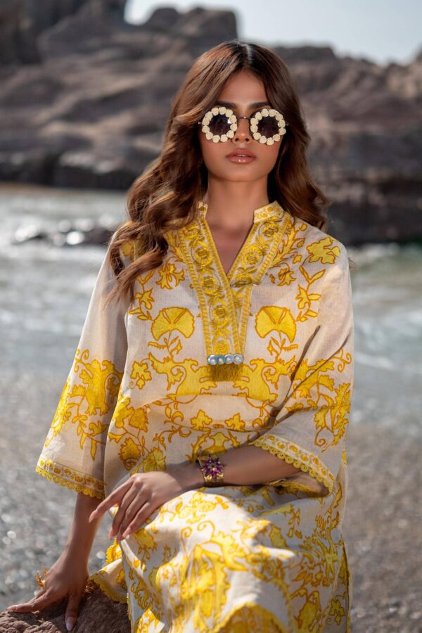 (product) Sana Safinaz Digital Printed Lawn H241-025a-2ac 3 Piece Suit Cultural Outfit 2024