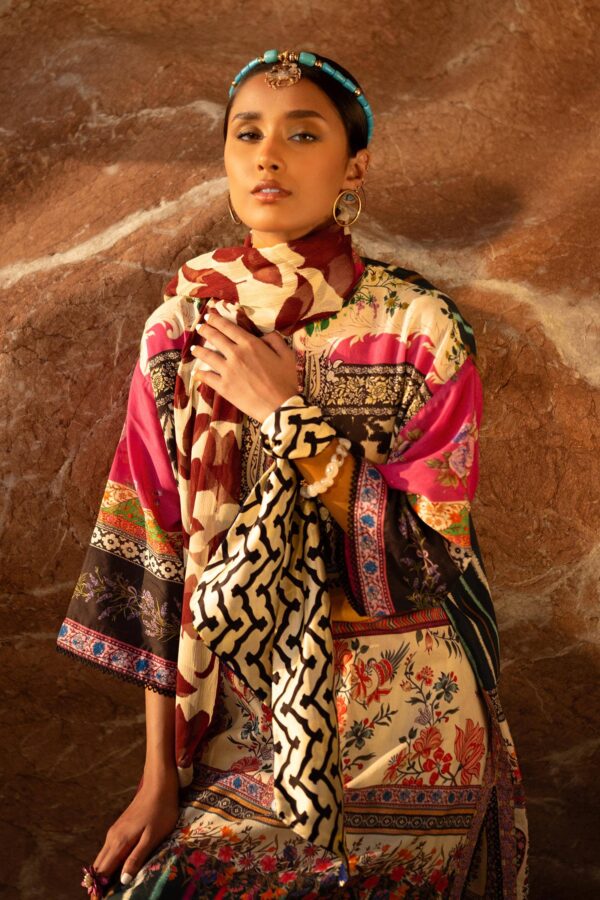 (product) Sana Safinaz Digital Printed Lawn H241-027a-2i 3 Piece Suit Cultural Outfit 2024
