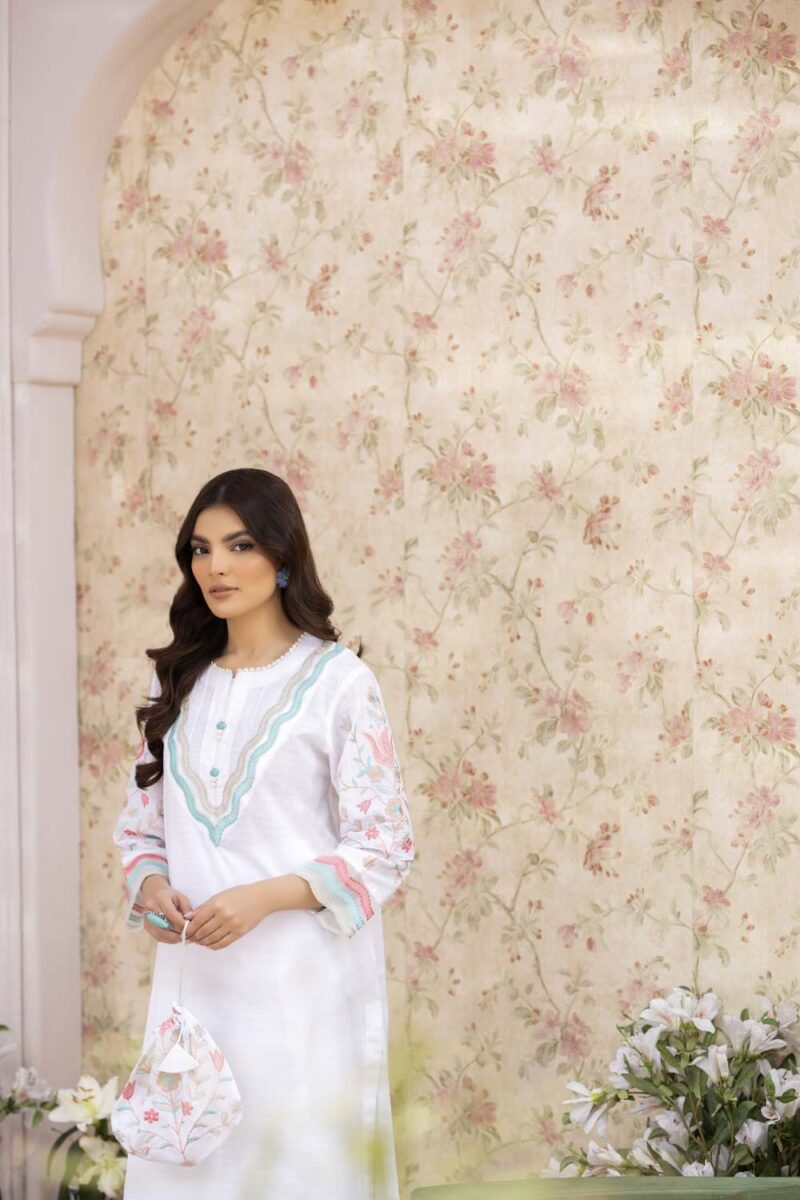La Rosaa Spring Lss-24-04 White Spring Summer Embroidered Lawn Stitched Collection 2024