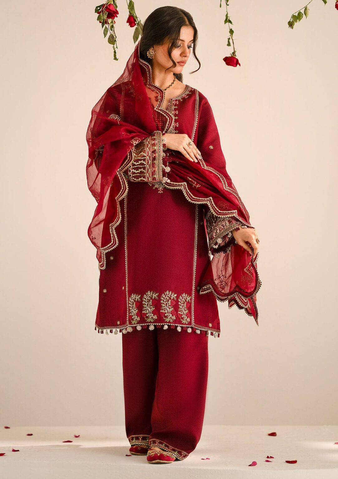 Fozia Khalid Gul Baharr Aeris Festive Edition Helin Formal Collection