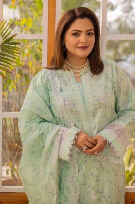 Gul Ahmed DN-42022 Mothers Embroidered Lawn 3Pc Suit Collection 2024