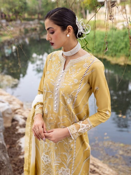 Roheenaz Dahlia RNZ-02A Forsythia Embroidered Lawn 3Pc Suit Collection 2024