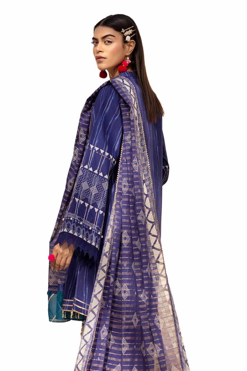 Gul Ahmed St-42003 Printed Lawn 3Pc Suit Collection 2024