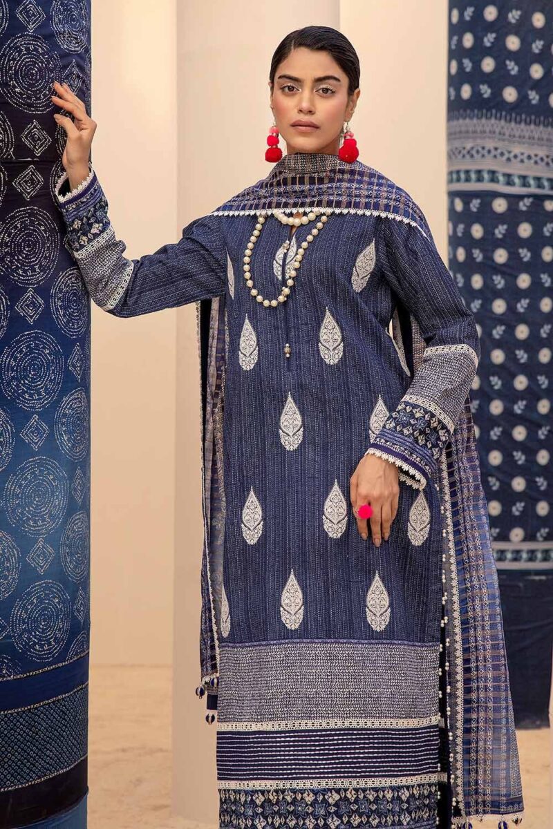 Gul Ahmed St-42007 Embroidered Lawn 3Pc Suit Collection 2024