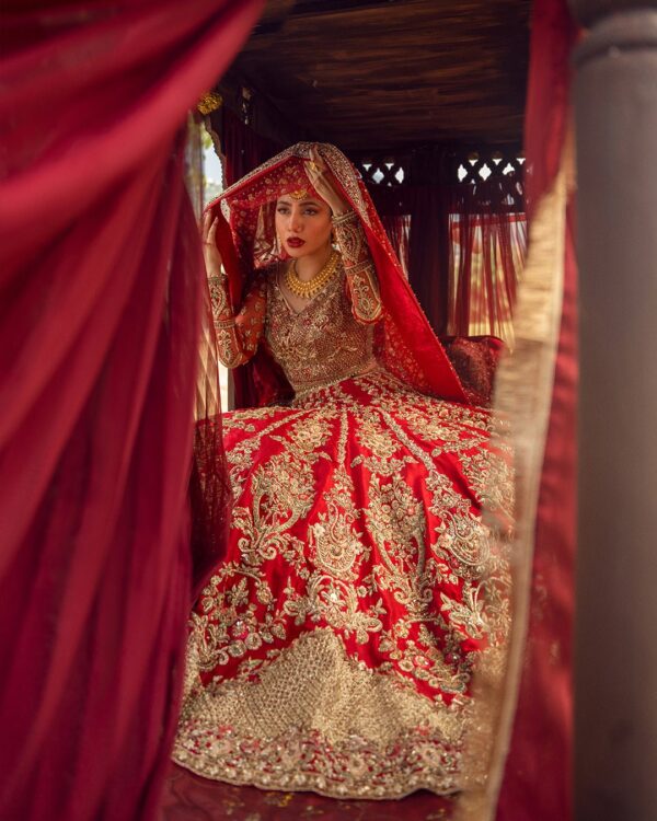 Zainab Chottani Aysel 1B Collection 24