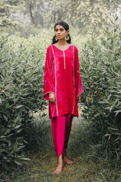 Faiza Saqlain Mahrosh Luxe Collection 24