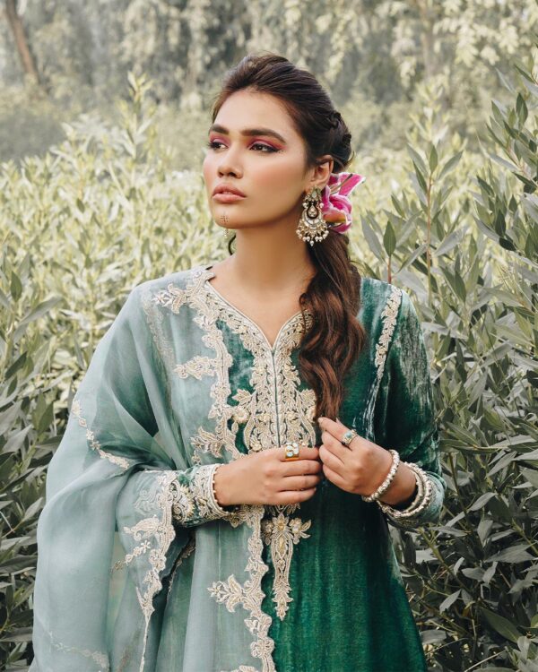 Faiza Saqlain Dalisay Luxe Collection 24