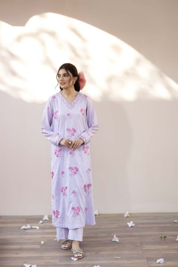 La Rosaa Spring Lss-24-01 Lilac Spring Summer Embroidered Lawn Stitched Collection 2024