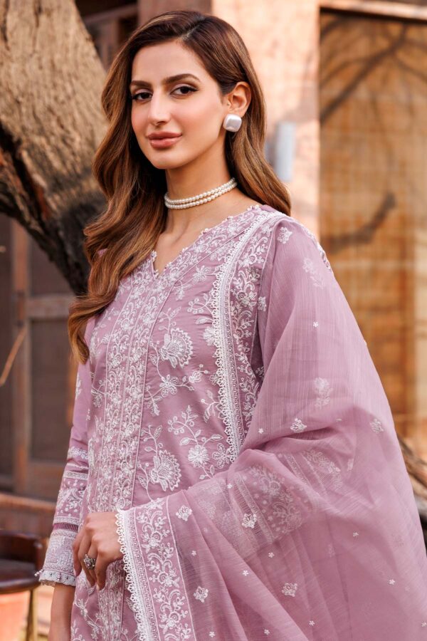 Farasha Dainty Lilac Embroidered Lawn Ss'24