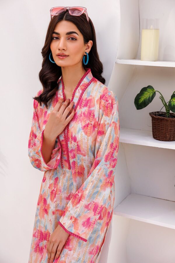 Motifz 0233 Print A Digital Printed Lawn Stitched Printed Casuals Collection 24