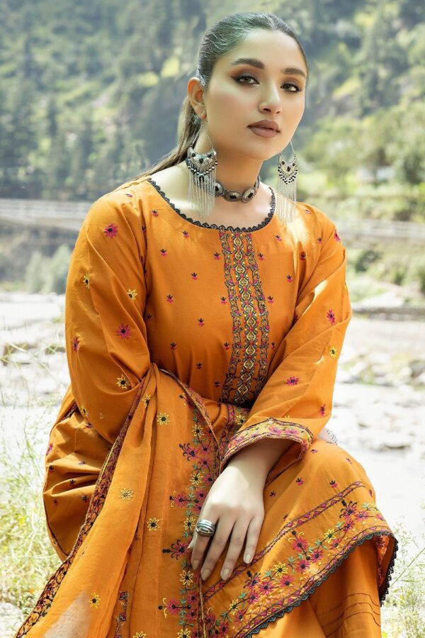 Safwa Clara Premium Caa-03 Premium Embroidered Cotton Lawn Collection 2024