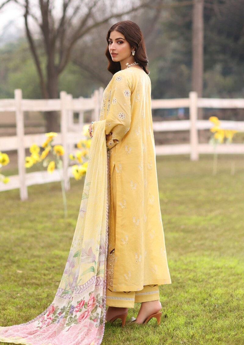 Kahf Festive Kfl24 05 Sahar Lawn Collection 24