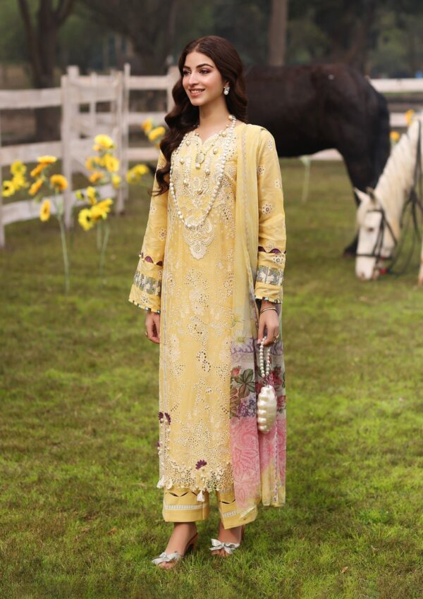 Kahf Festive Kfl24 05 Sahar Lawn Collection 24