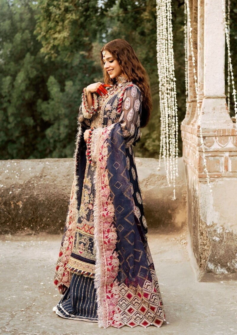 Maryam Hussain Gulaab 24 Ishq Formal Collection