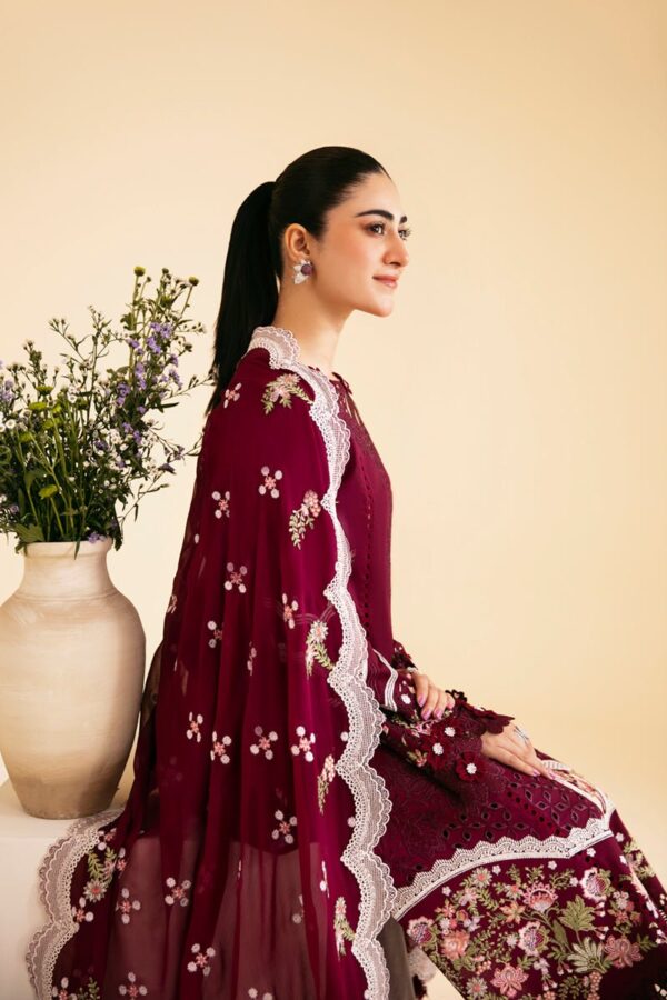 Iznik Ip 190 Embroidered Lawn Collection 24