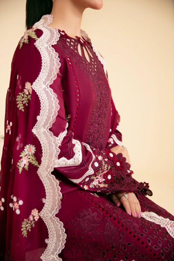 Iznik Ip 190 Embroidered Lawn Collection 24