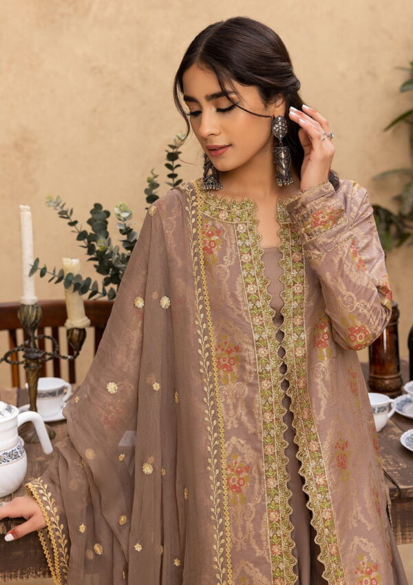 Humdum Ishq Jacquard Is 10 Lawn Collection