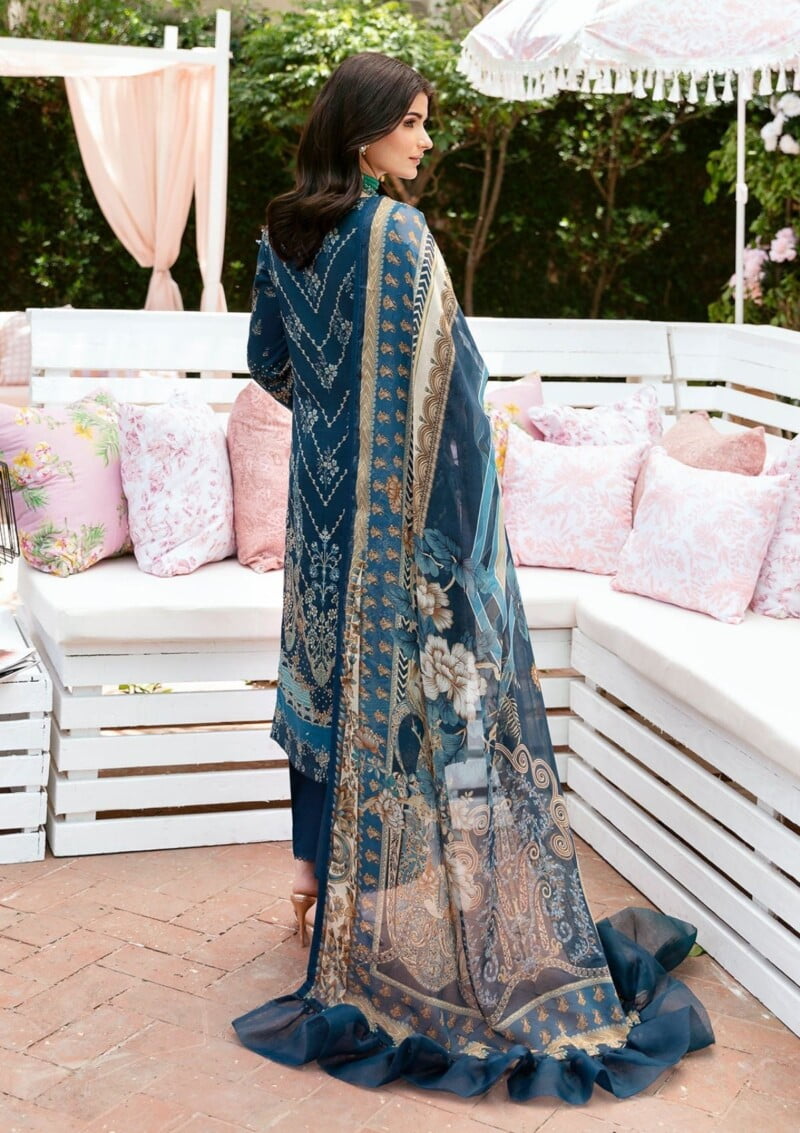 Gulaal Summer Glow Gg24 02 Amayrah Lawn Collection