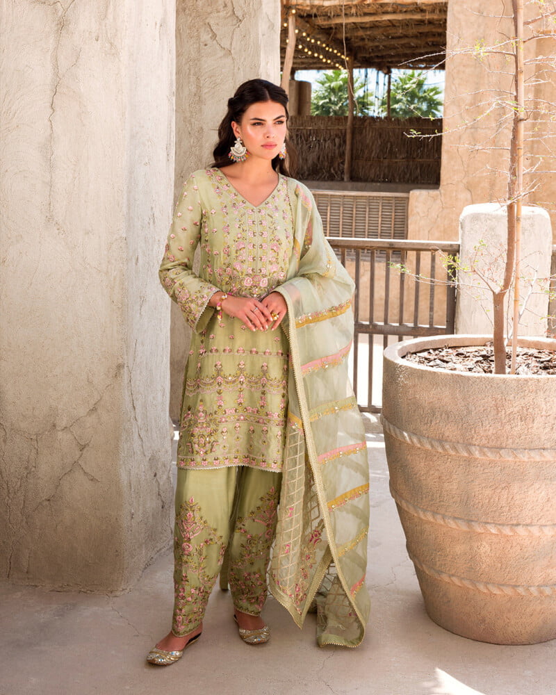 Faiza Saqlain Noya Luxe Formals