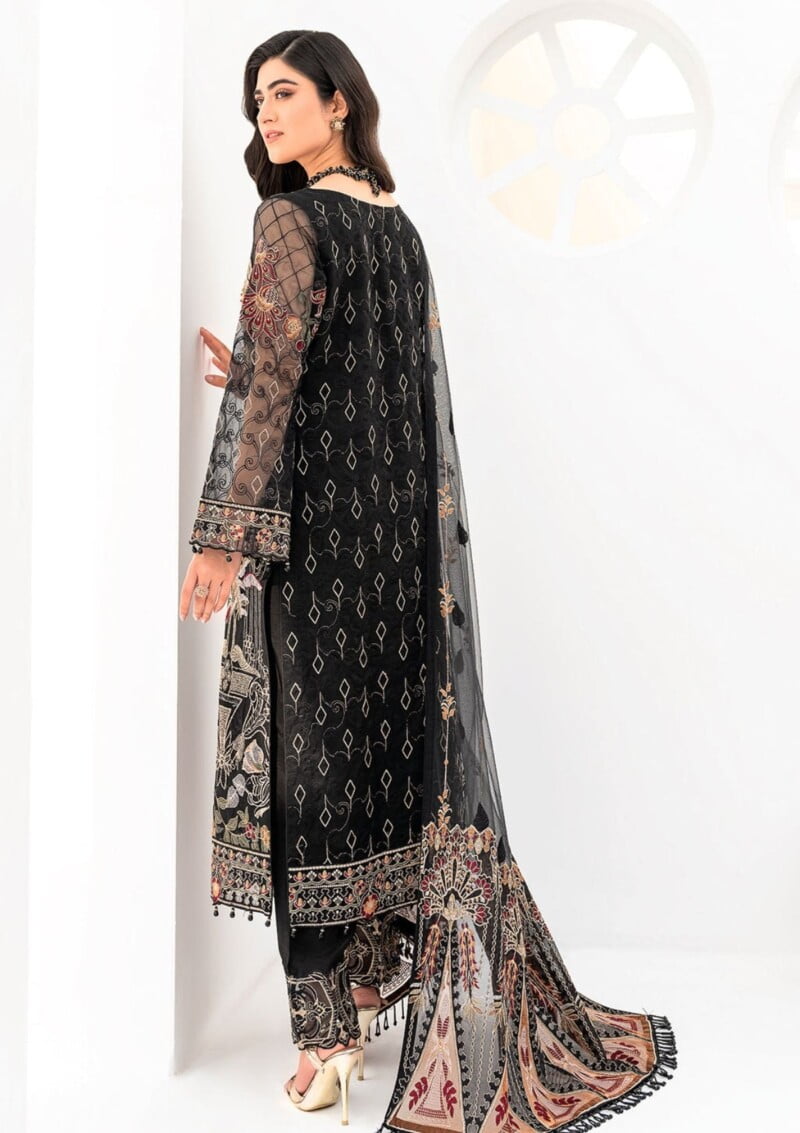 Ramsha Minhal V8 M 805 Formal Collection