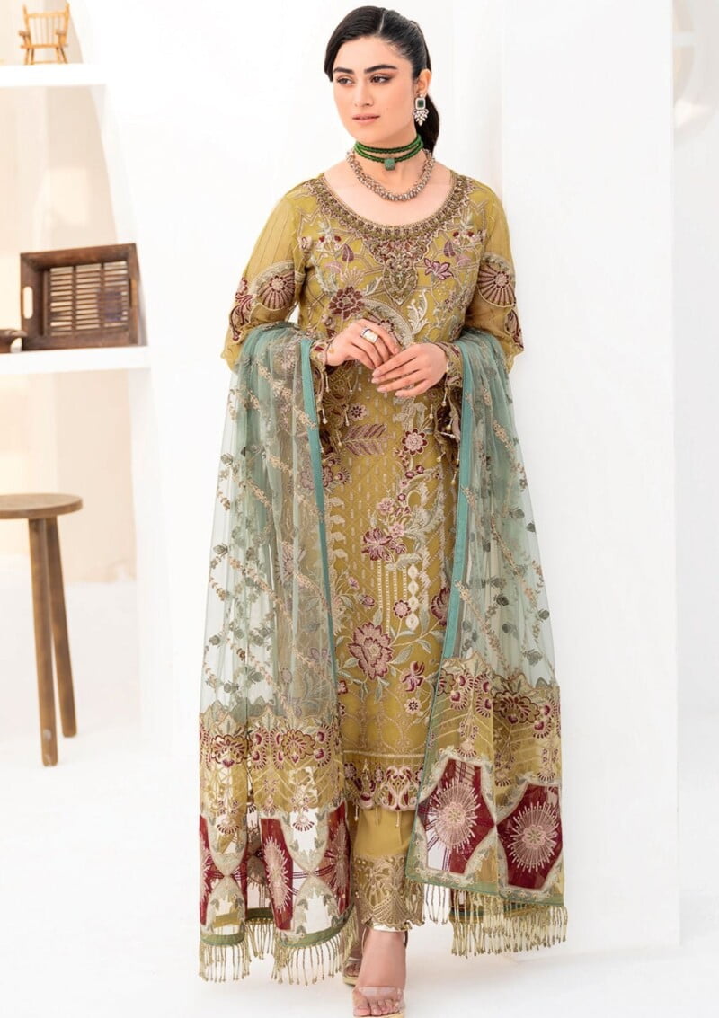 Ramsha Minhal V8 M 806 Formal Collection