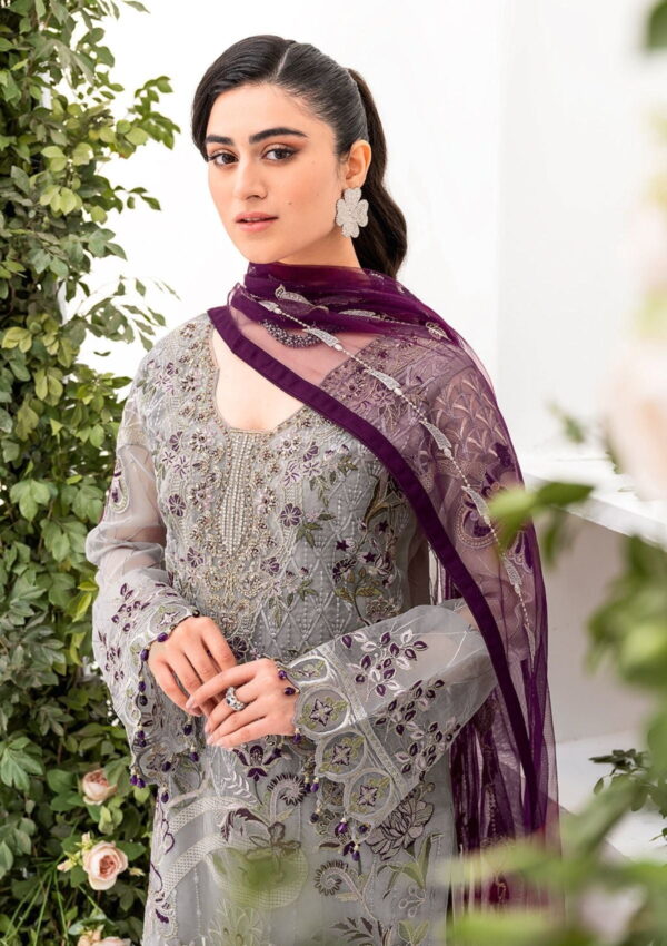 Ramsha Minhal V8 M 802 Formal Collection