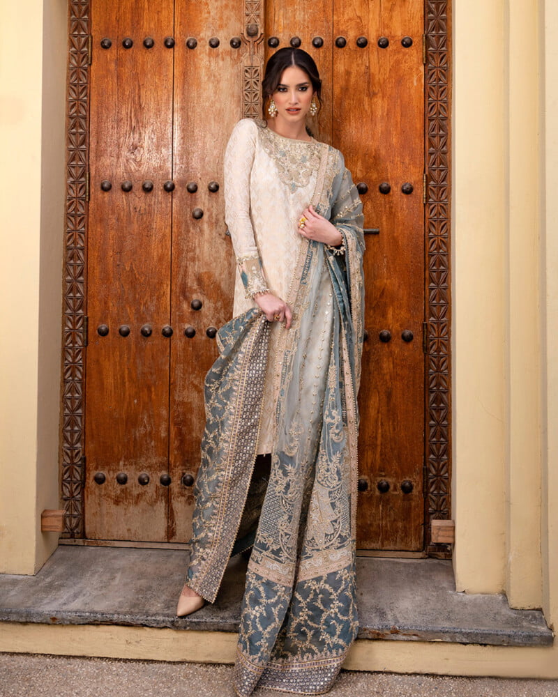 Faiza Saqlain Lalzari Luxe Collection 24