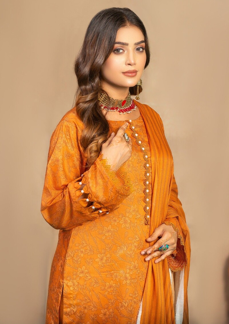 Humdum Ha24 07 Aangan Lawn Collection