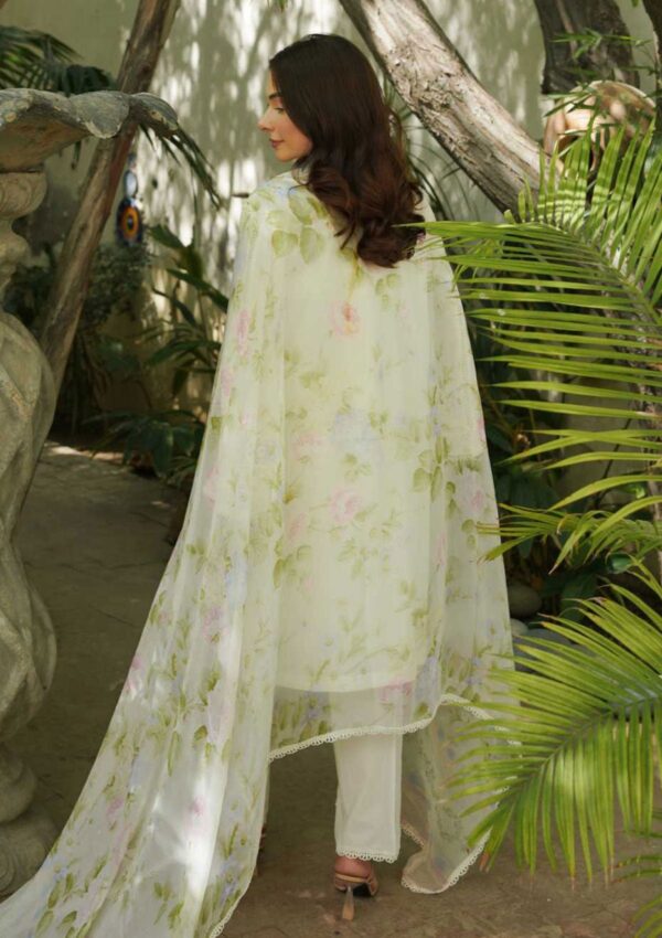 Mm Manara Ml 09 Motia Luxury Lawn Collection 2024