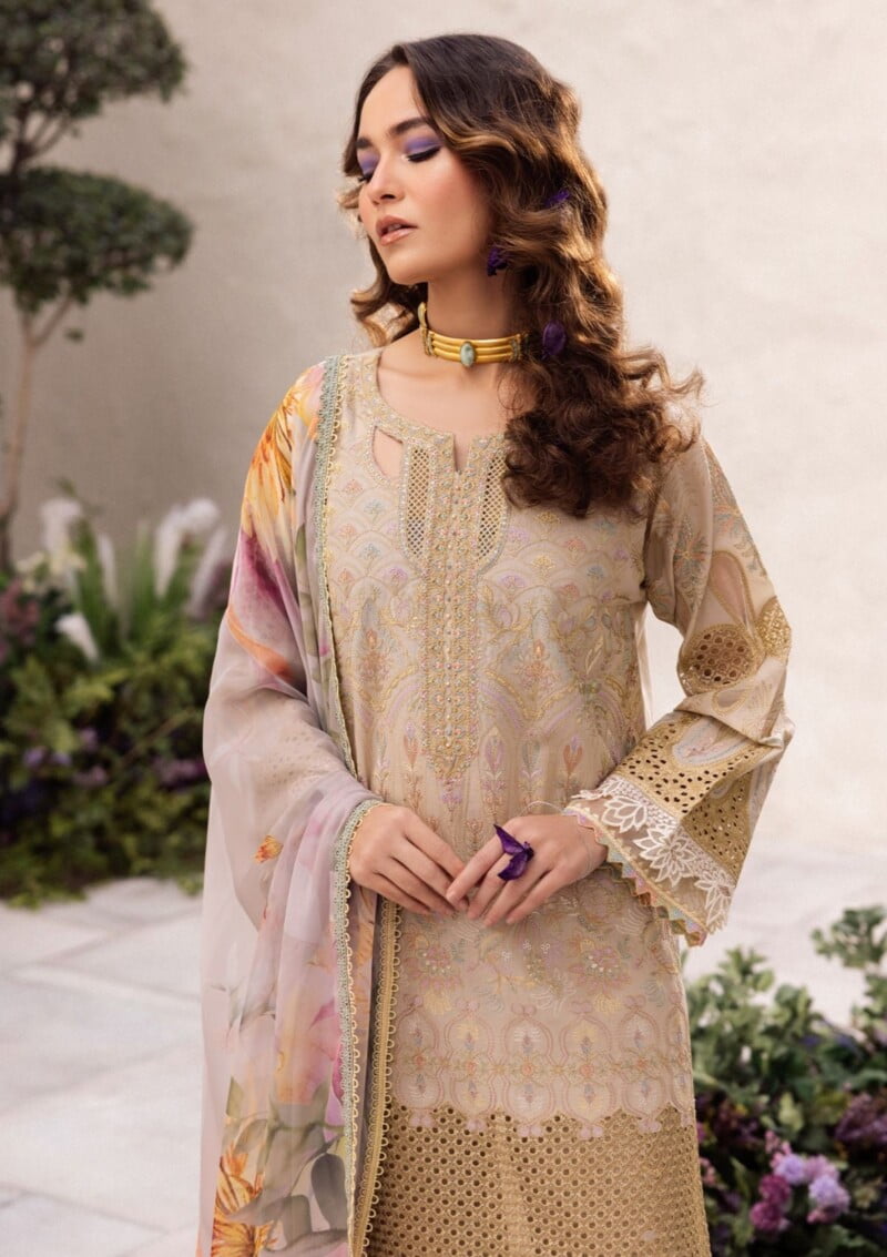 Iznik Embroidered Lawn Il24 04 Lawn Collection