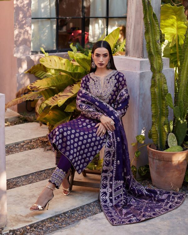 Faiza Saqlain Layaan Luxe Collection 24