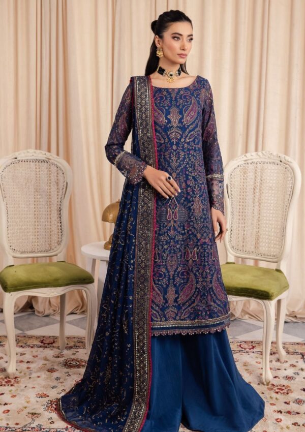 Iznik Chinon Icc 33 Qiana Formal Collection