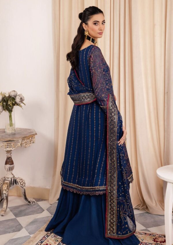 Iznik Chinon Icc 33 Qiana Formal Collection