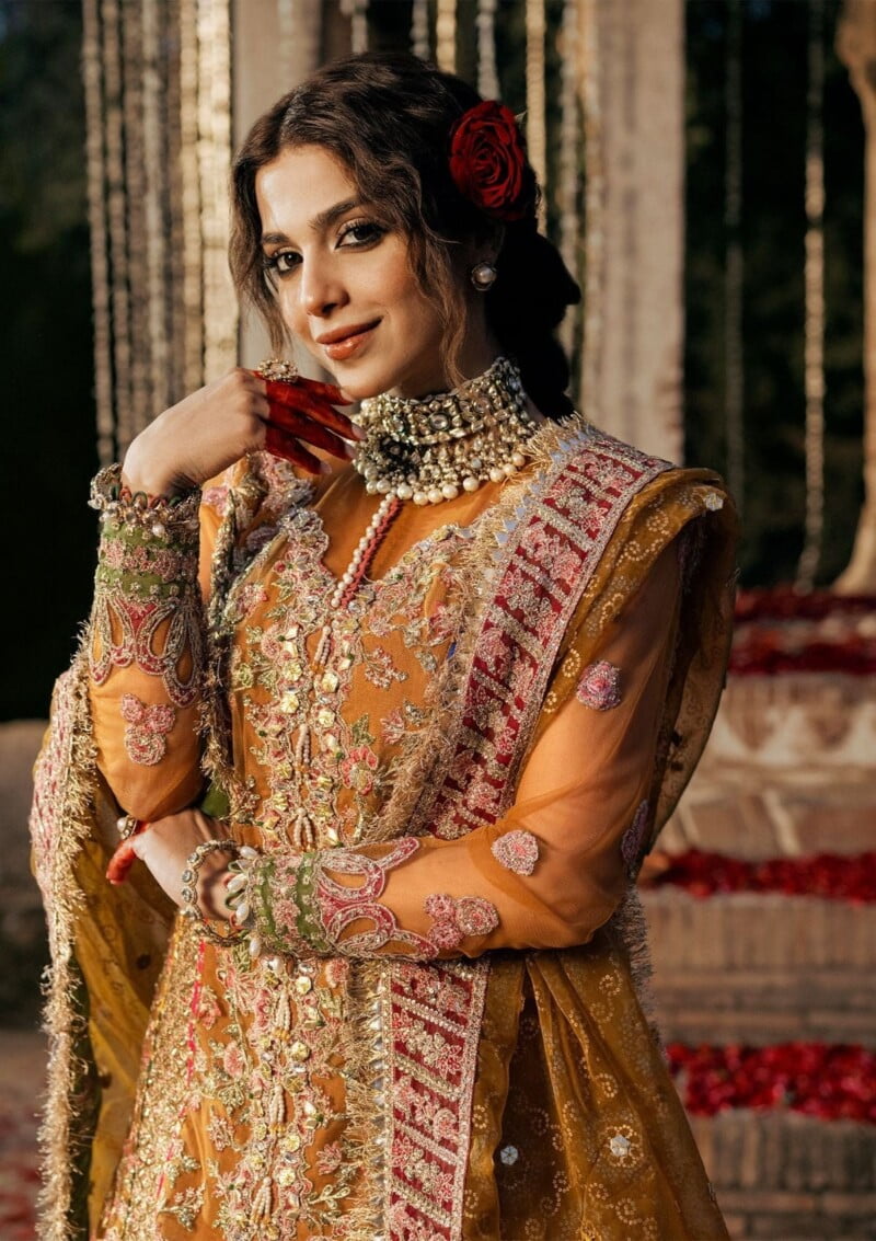 Maryam Hussain Gulaab 24 Roshan Formal Collection