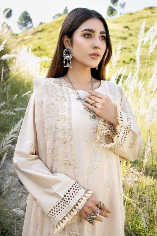 Safwa Clara Premium Caa-01 Premium Embroidered Cotton Lawn Collection 2024