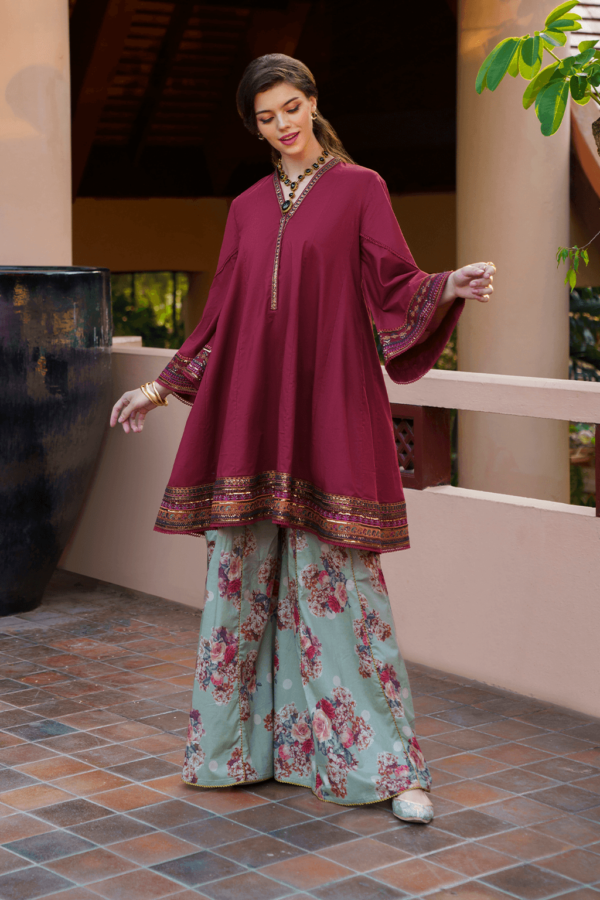 Iznik Ip-231 Printed Lawn Ready To Wear