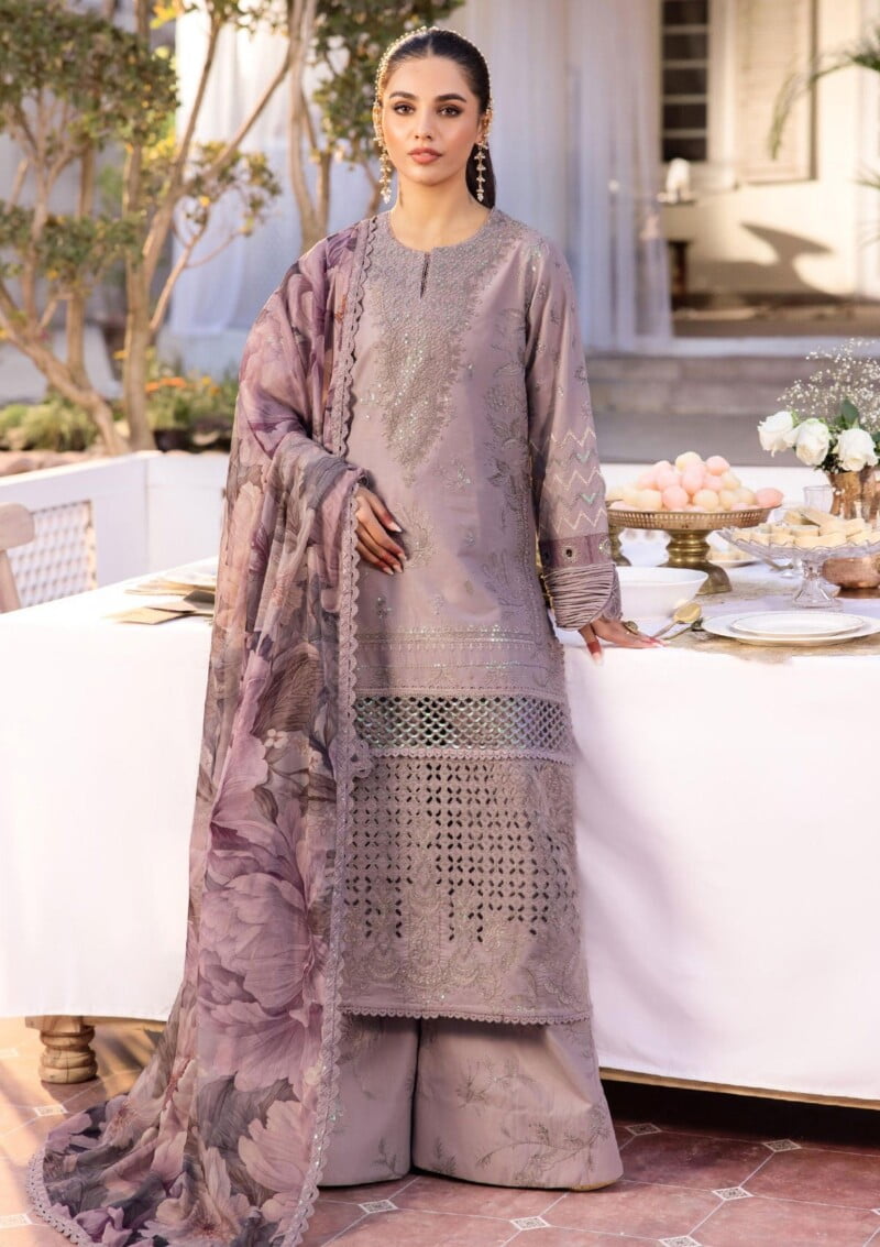 Iznik Nani Ka Ghar Ing24 09 Lawn Collection