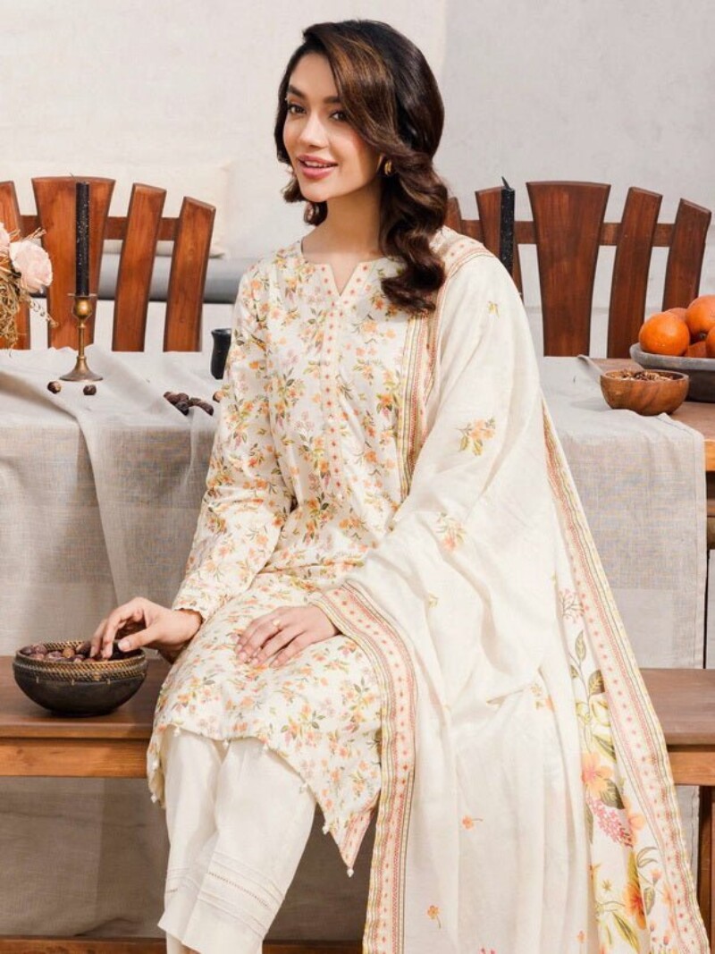 Motifz Digital 4547-Zaib Printed Lawn 3Pc Suit Collection 2024